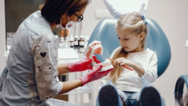 Cómo prevenir problemas dentales desde la infancia